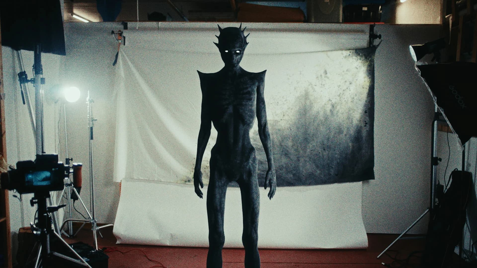 Contact image background